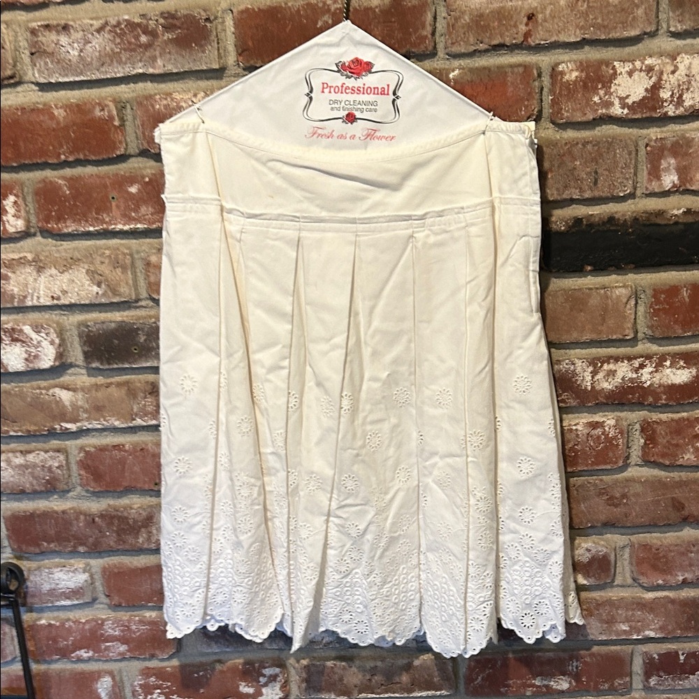 Cotton Anne Klein pleated skirt